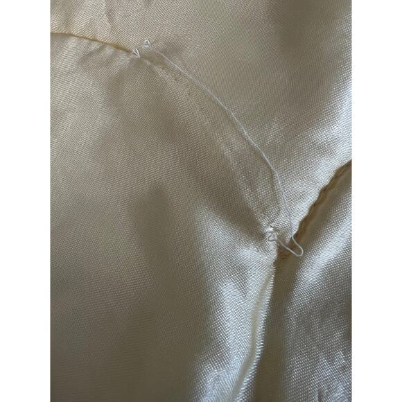 Vtg Satin Pink Yellow Scalloped Baby Blanket Embossed Detailing - Picture 6 of 10